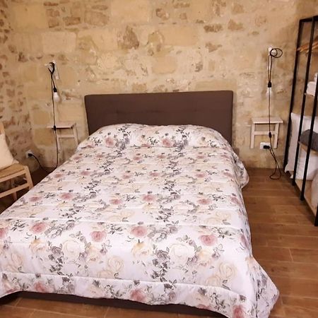 לינה וארוחת בוקר בארי Loft Albicocca מראה חיצוני תמונה