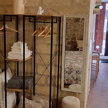 לינה וארוחת בוקר בארי Loft Albicocca מראה חיצוני תמונה